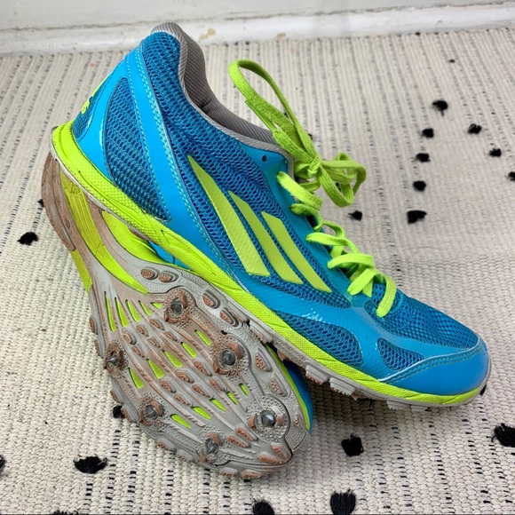 running spikes size 7